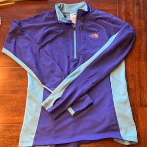 North Face Half Zip - Size M